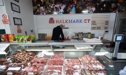 Efes Selçuk halkı indirimli raflarda buluşuyor: Halk Mark-Et iş başında