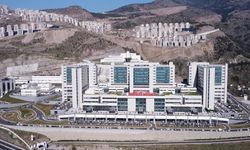 İzmir Şehir Hastanesi’nde yön bulma çilesi bitiyor! Telefonu açan hedefe ulaşıyor