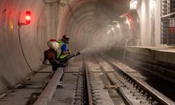 İzmir metrosunda gece hareketliliği!