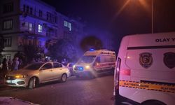 İzmir'de emekli okul müdürü çatıdan düşerek hayatını kaybetti