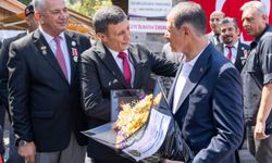 İzmir'den gazilere ve şehit ailelerine vefa: Omuz Omuza, hep yan yana