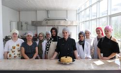 İzmir’de kadınlardan pastacılık kursuna yoğun ilgi: Üçüncü dönem başlıyor!