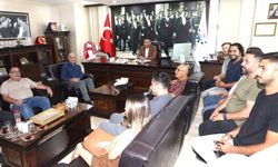 İzmirli Şanlıurfalılar'dan Başkan Yıldız'a 'Geçmiş olsun' ziyareti