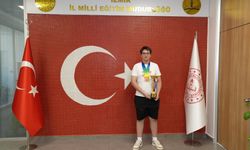 Singapur'dan İzmir'e ikincilik gururu!