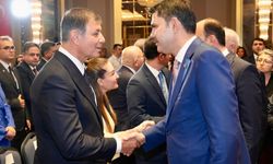 Başkan Cemil Tugay'dan dikkat çeken paylaşım: Bakan Murat Kurum ile bir arada!