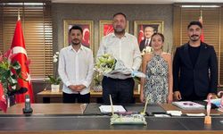 CHP İzmir İl Başkanı Utku Gümrükçü, Gençlik Kolları MYK üyelerini ağırladı!