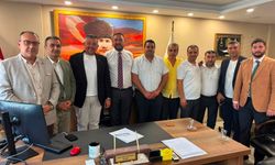 CHP İzmir İl Başkanı Utku Gümrükçü esnafla buluştu: Sorun ve talepleri dinledi
