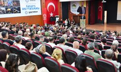 17 Ağustos’un 27. yılında Menemen’den deprem mesajı: “Afetin siyaseti olmaz”