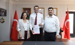 YENİ Parti Karabağlar'da güç kazandı!