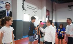 260 minik sporcu Torbalı’da buluştu! Geleceğin şampiyonları hamlelerini yarıştırdı