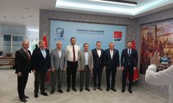 CHP İzmir’de 'eskilerden' yol haritası toplantısı!