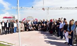 AK Parti Karabağlar’da geçmiş dönem mahalle başkanları buluştu