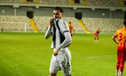 Altay’da Sefa Özdemir’den 'dalya' gururu: Vefa örneği 100. maçla taçlandı!