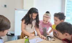 Bayraklı’da çocuklar hem öğrendi hem üretti!