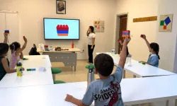 Bornova'da 6 tuğlayla hayallerini inşa ettiler: Miniklerden dev yaratıcılık!