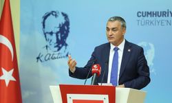 CHP Sözcüsü Sarı’dan AK Parti’ye geçen başkanlara tepki: “Bu isimleri kim aday yaptı?”