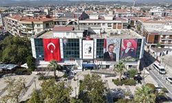 Menderes Belediyesinden temizlikte büyük atak: "İlçemize altın çağını yaşatacağız"