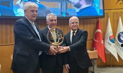 EBSO’nun efsane ismi Mustafa Kalyoncu alkışlarla veda etti