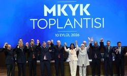 Foça'da siyasi transfer: Saniye Bora Fıçı AK Parti'ye katıldı