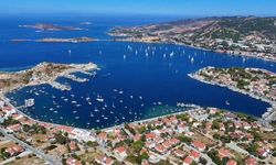 Foça'da yelkenler kurtuluş için açılıyor: Atatürk Adası etrafında anlamlı selamlama!
