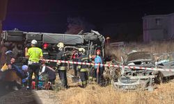Gaziantep’te feci trafik kazası: 5 kişi hayatını kaybetti 13 kişi yaralı