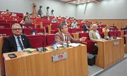 YENİ Partili Karakülçe, AK Partili Boztepe'ye 'Güç' savunması... "Çağatay Başkan on numara bir insandır!"