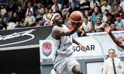 İzmir’in basketbol temsilcileri lige farklı başladı!