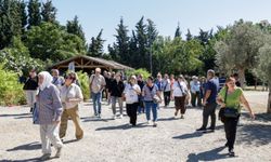 İzmir’de emekliye nefes aldıran adım: Ücretsiz şehir turları başladı