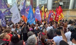 İzmir'de LGBT propagandasına polis izin vermedi!
