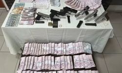 İzmir’de tefeci operasyonunda 7 şüpheli tutuklandı