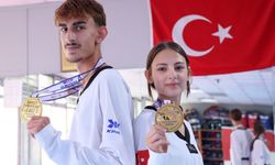 İzmir’in gururu oldular! Tekvandocu kardeşler Sırbistan’dan altınla döndü