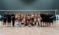 Karşıyaka filede final oynadı: Kaf-Kaf Aydın Cup’ı ikinci tamamladı