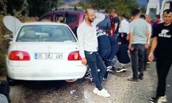 Kiraz’da iki araç birbirine girdi! 1'i ağır çok sayıda yaralı var