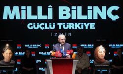 ‘Milli bilinç, güçlü Türkiye’ sloganına itiraz etti ve ekledi: ‘Hak, hukuk, adalet’ denemez miydi?