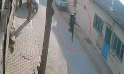 Manisa’daki okul saldırısı kamerada! Saldırganın gelişi ve kaçışı anbean görüntülendi