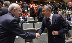 Özgür Özel'in İsmet Paşa sözlerine tepki: “Mesele basit bir el sıkışmadan ibaret değil”