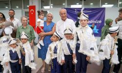 Seferihisar’da 21 çocuk için unutulmaz gece! O hediye yüzlerini güldürdü