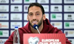 Hakan Çalhanoğlu Türkiye-İtalya maçında neden oynamıyor?