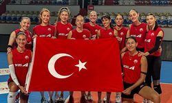 Voleybolun devleri İzmir’de buluşuyor: Aras Kargo Dostluk Turnuvası başlıyor