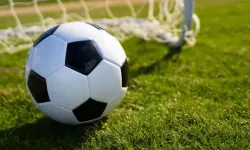 4 Ekim 2026 Pazar günü sahada kimler var ve maçlar hangi kanalda yayınlanacak?