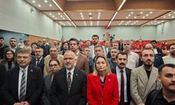 İzmir Büyükşehir Meclisi'nin Cumhur İttifakı'ndan YENİ Parti eleştirisi: " Yeter sayıya başvurdular, meclisi çalıştırmadılar"