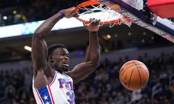Adem Bona'nın hayal kırıklığı yaratan performansına rağmen 76ers son şampiyonu devirmeyi başardı