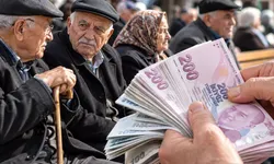 Cumhurbaşkanı Erdoğan düğmeye bastı: Milyonlarca emekliye müjde! Çifte zam geliyor!