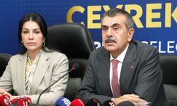 Erzurum'da konuşan Bakan Tekin muhalefete yüklendi: "Sahtekarlara ve hırsızlara sahip çıkıyorlar"