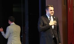 YENİ Parti İzmir'de zafer, Çağatay Güç'ün... Metropol ilçeler sonucu belirledi