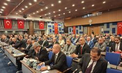 İZTO Meclisi'nde Başkan Özgener'den 'fon' çıkışı... "Belirsizlik azalmalı, güven ortamı korunmalı"