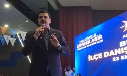 Eyyüp Kadir İnan’dan İzmir siyasetine çağrı: İzmir için dertlenen herkese kapımız açık