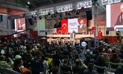 İzmir Barosu’nda genel kurul maratonu başladı! Başkan Sefa Yılmaz dönemi sona eriyor
