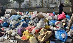 İzmir’in vitrin ilçesi çöplere teslim oldu!