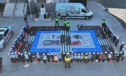 Jandarmadan miniklere trafik dersi: Aliağa’da güvenli gelecek için bilgilendirme seferberliği